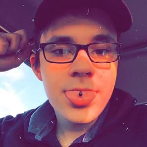 Meet your Posher, Avery